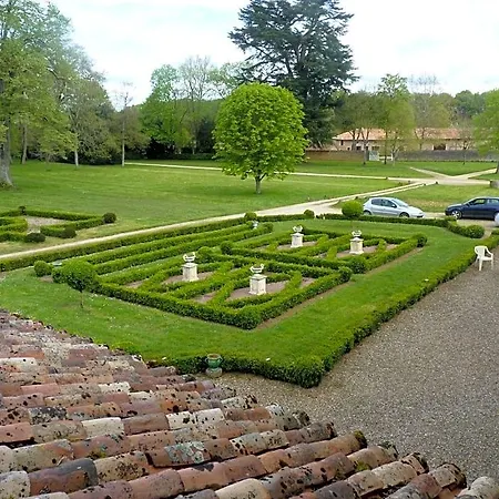 Logis Du Chateau Du Bois Doucet 3*