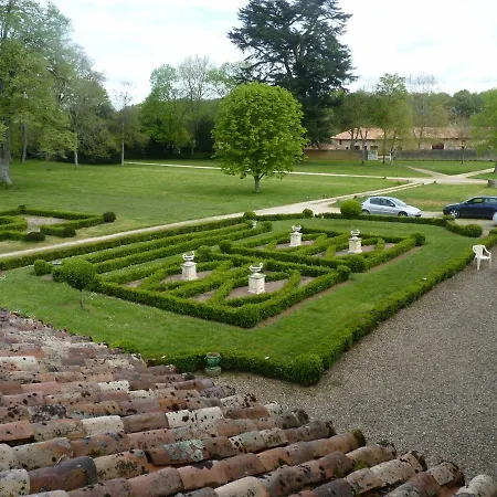 Logis Du Chateau Du Bois Doucet Bed and Breakfast 3*